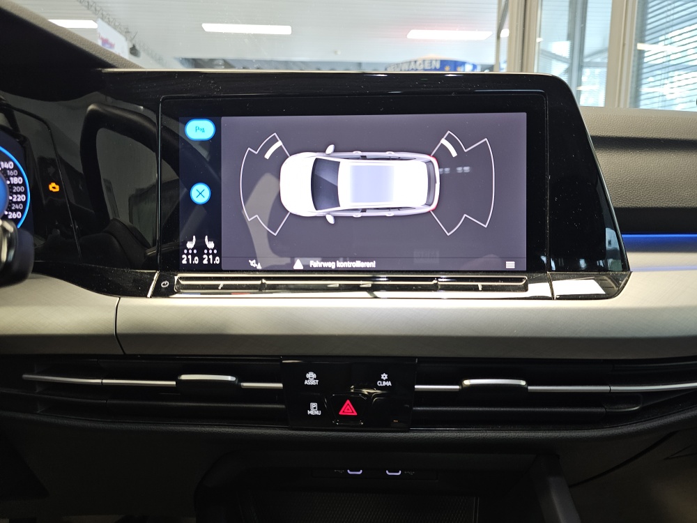 VW Golf Variant  bei Hoffmann Automobile in Wolfsburg kaufen und sofort mitnehmen - Bild 12