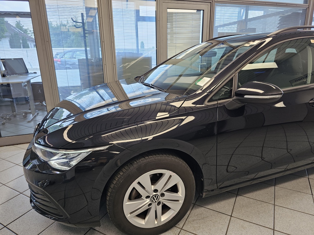 VW Golf Variant  bei Hoffmann Automobile in Wolfsburg kaufen und sofort mitnehmen - Bild 21