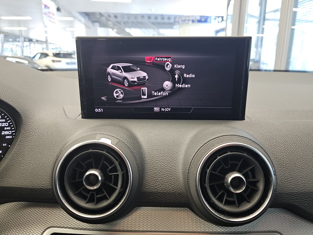 Audi Q2  bei Hoffmann Automobile in Wolfsburg kaufen und sofort mitnehmen - Bild 9