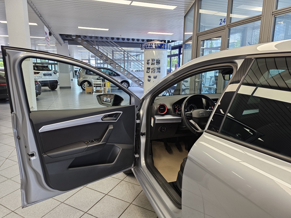 Seat Ibiza  bei Hoffmann Automobile in Wolfsburg kaufen und sofort mitnehmen - Bild 13