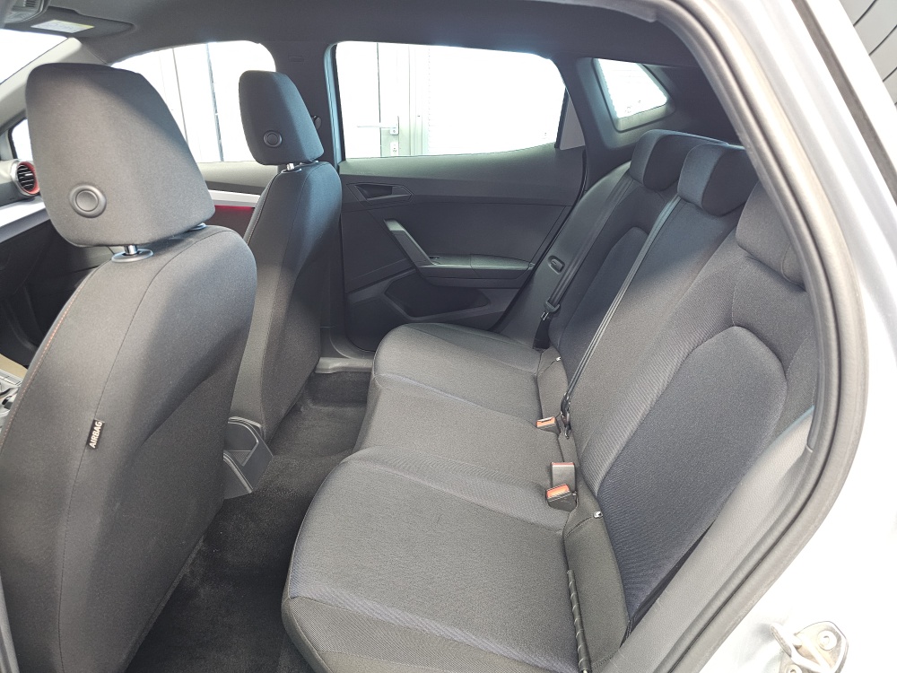 Seat Ibiza  bei Hoffmann Automobile in Wolfsburg kaufen und sofort mitnehmen - Bild 4
