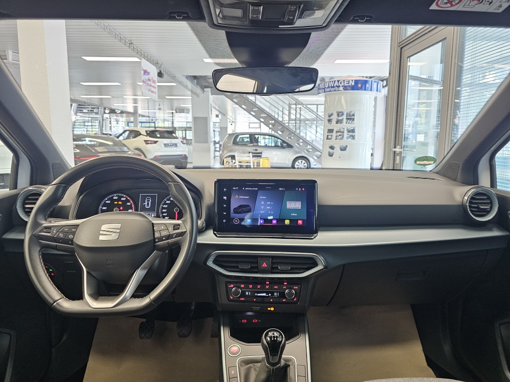Seat Arona  bei Hoffmann Automobile in Wolfsburg kaufen und sofort mitnehmen - Bild 5