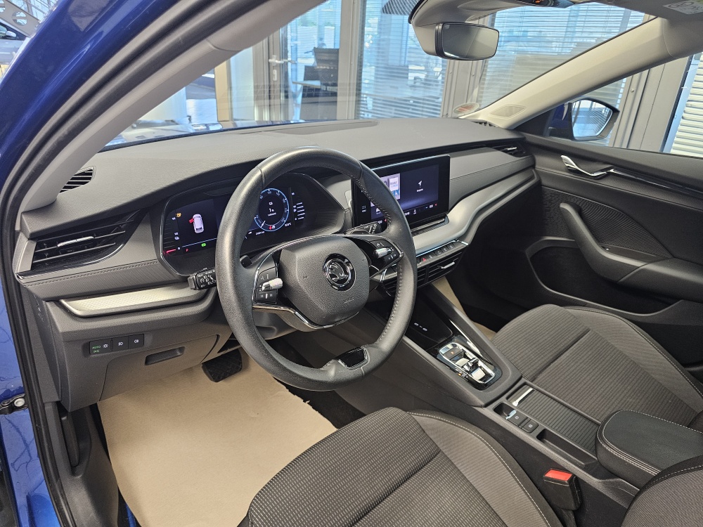 Skoda Octavia Combi  bei Hoffmann Automobile in Wolfsburg kaufen und sofort mitnehmen - Bild 14