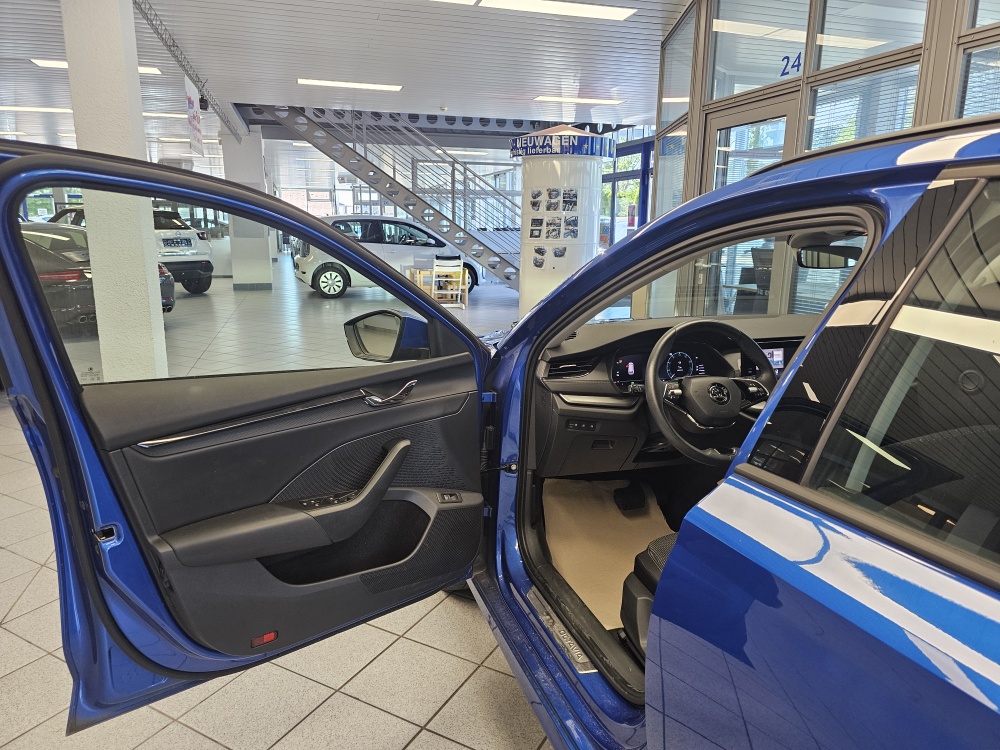 Skoda Octavia Combi  bei Hoffmann Automobile in Wolfsburg kaufen und sofort mitnehmen - Bild 16