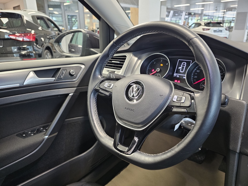 VW Golf Variant  bei Hoffmann Automobile in Wolfsburg kaufen und sofort mitnehmen - Bild 12