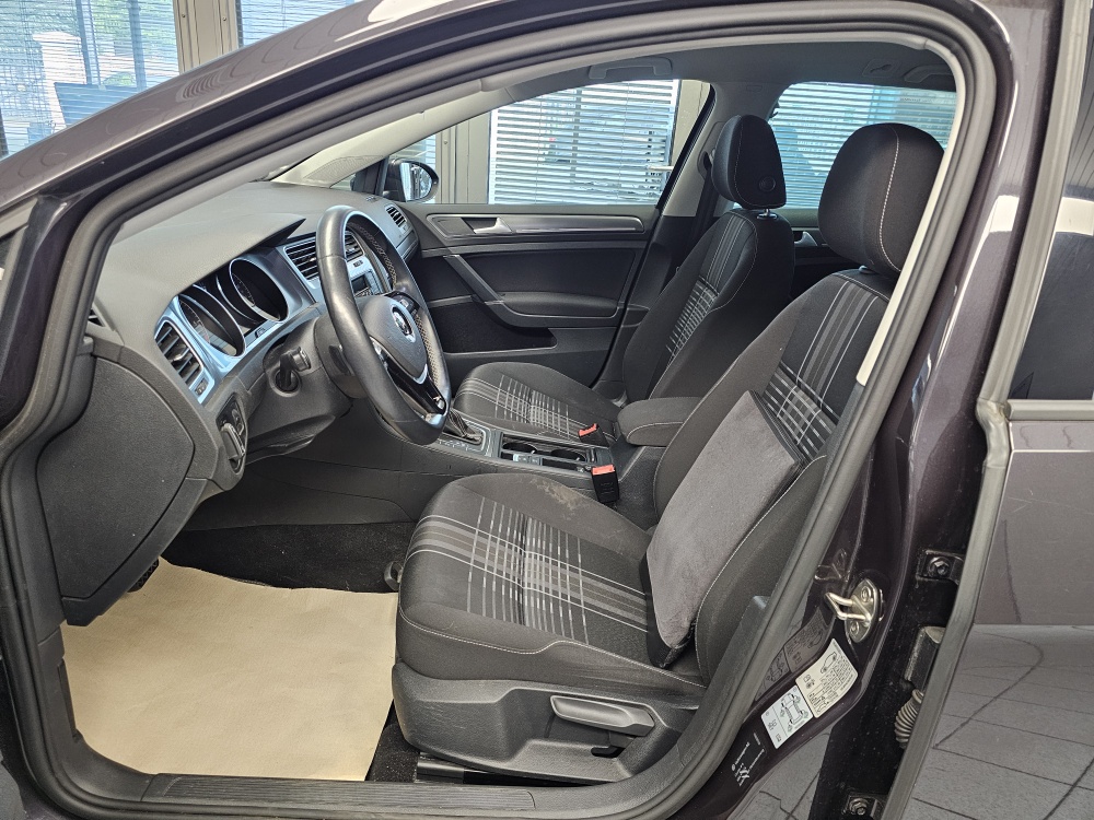 VW Golf Variant  bei Hoffmann Automobile in Wolfsburg kaufen und sofort mitnehmen - Bild 15