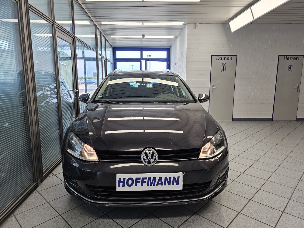 VW Golf Variant  bei Hoffmann Automobile in Wolfsburg kaufen und sofort mitnehmen - Bild 19