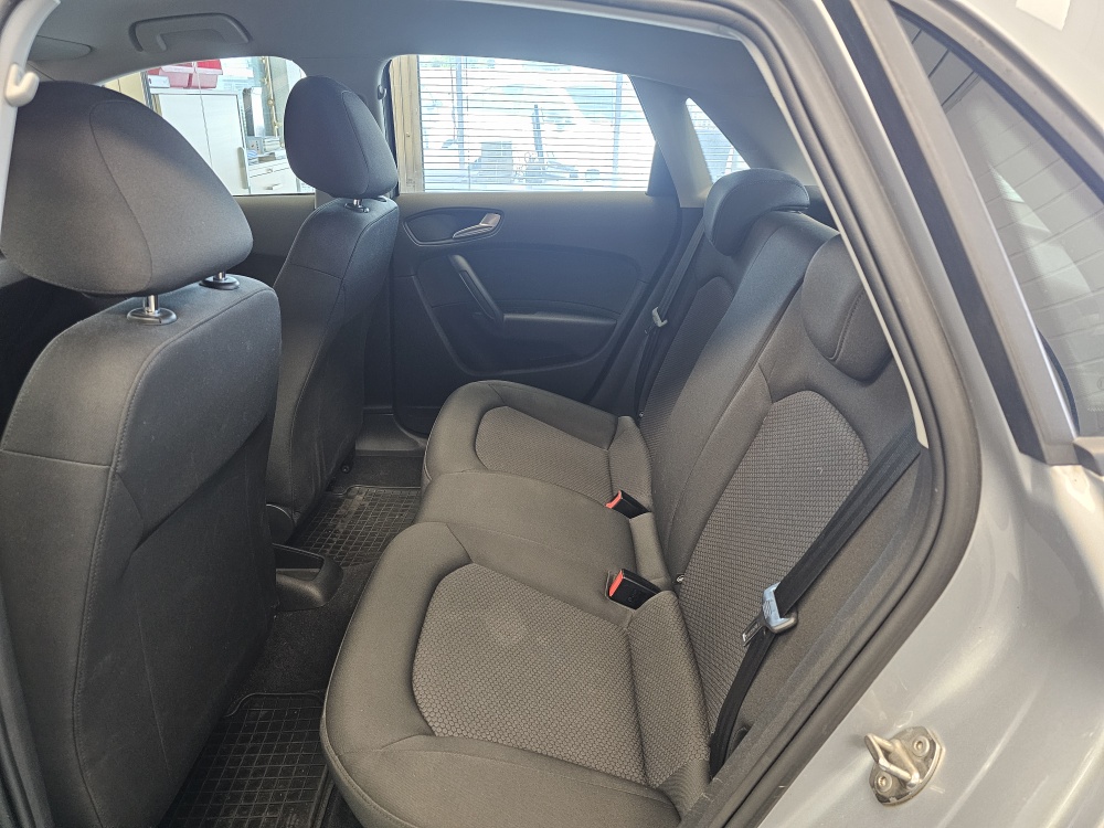 Audi A1 Sportback  bei Hoffmann Automobile in Wolfsburg kaufen und sofort mitnehmen - Bild 4