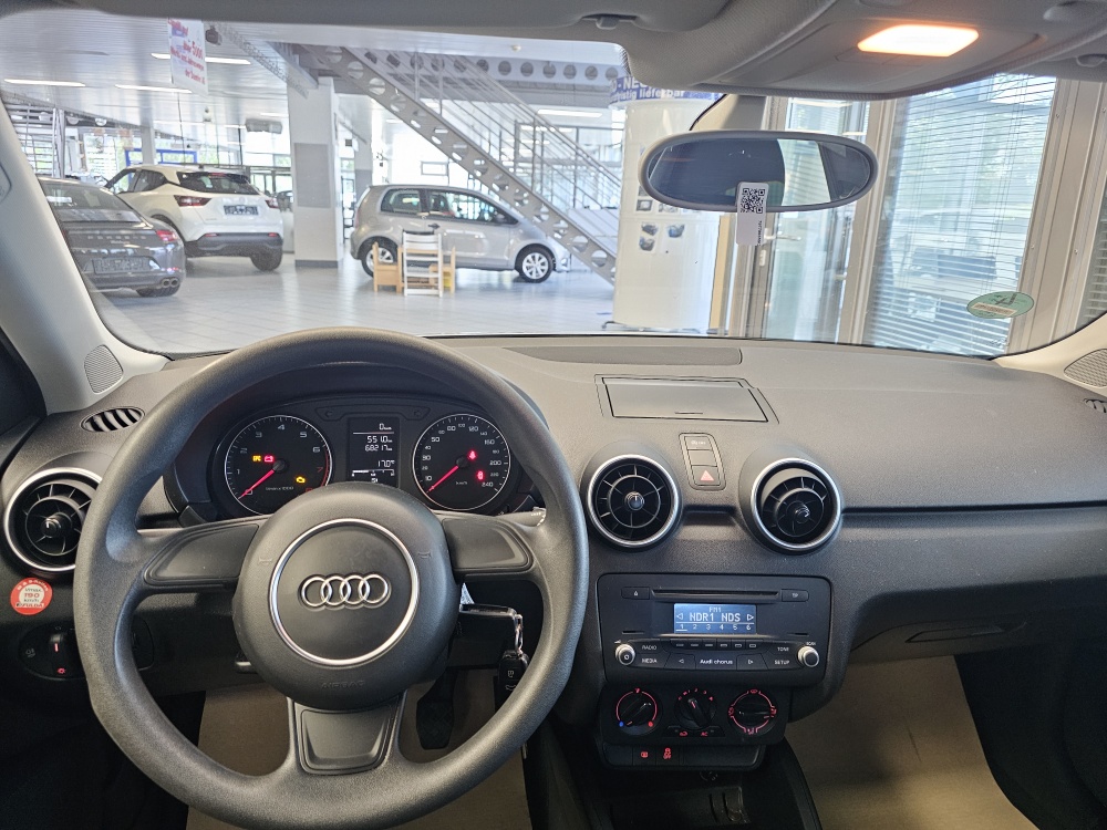 Audi A1 Sportback  bei Hoffmann Automobile in Wolfsburg kaufen und sofort mitnehmen - Bild 8
