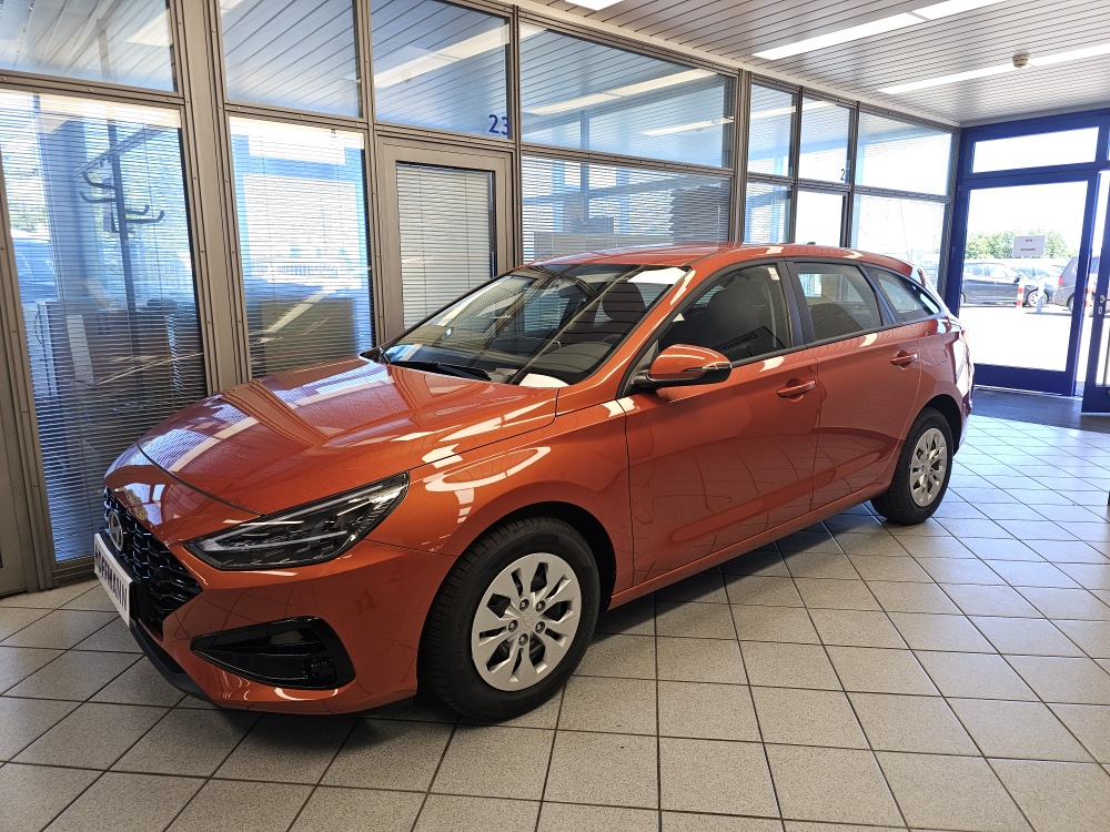Hyundai i30 Kombi  für nur 20.750,- € bei Hoffmann Automobile in Wolfsburg kaufen und sofort mitnehmen