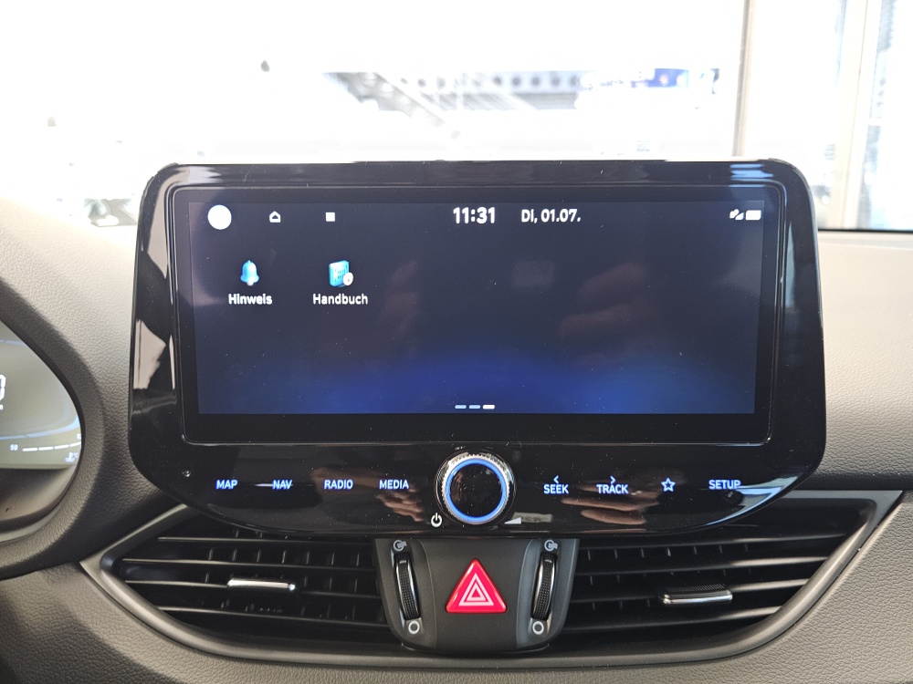 Hyundai i30 Kombi  bei Hoffmann Automobile in Wolfsburg kaufen und sofort mitnehmen - Bild 11