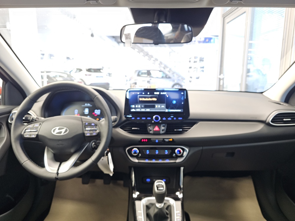 Hyundai i30 Kombi  bei Hoffmann Automobile in Wolfsburg kaufen und sofort mitnehmen - Bild 5