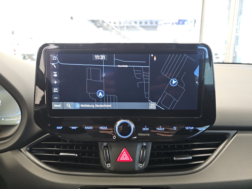 Hyundai i30 Kombi  bei Hoffmann Automobile in Wolfsburg kaufen und sofort mitnehmen - Bild 7