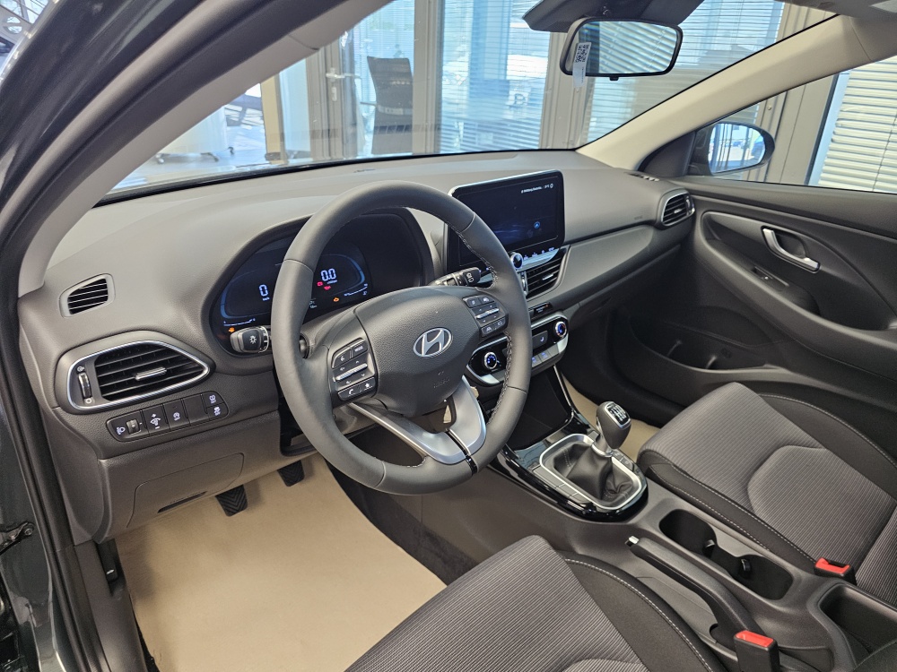Hyundai i30 Kombi  bei Hoffmann Automobile in Wolfsburg kaufen und sofort mitnehmen - Bild 15