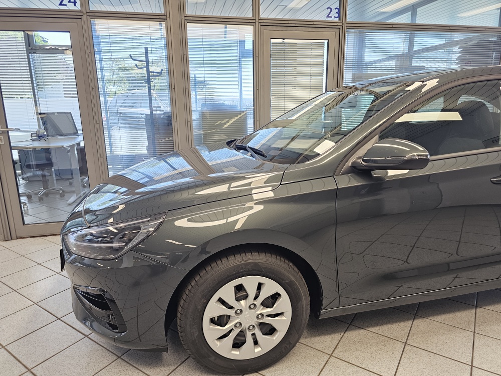 Hyundai i30 Kombi  bei Hoffmann Automobile in Wolfsburg kaufen und sofort mitnehmen - Bild 19