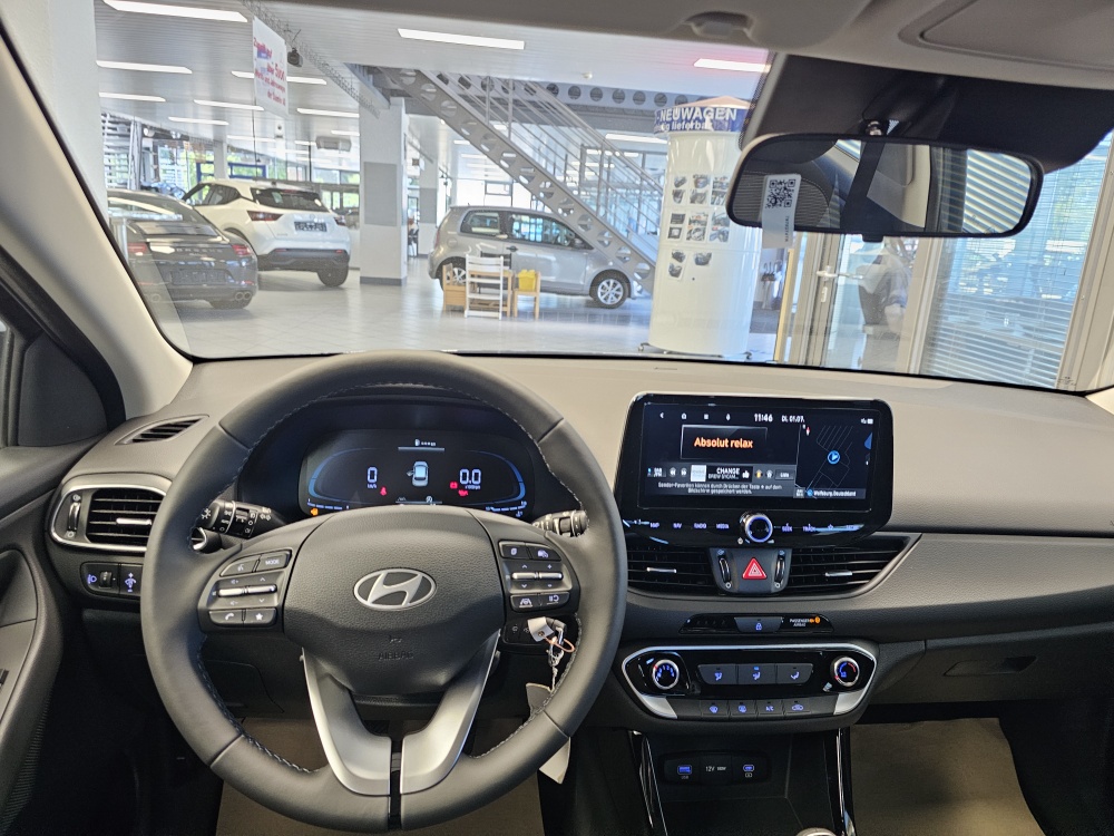 Hyundai i30 Kombi  bei Hoffmann Automobile in Wolfsburg kaufen und sofort mitnehmen - Bild 14