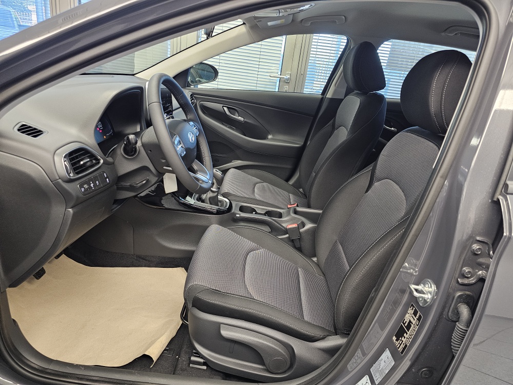 Hyundai i30 Kombi  bei Hoffmann Automobile in Wolfsburg kaufen und sofort mitnehmen - Bild 16
