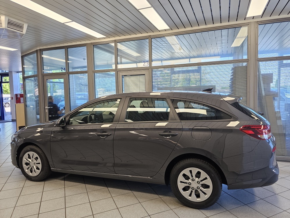 Hyundai i30 Kombi  bei Hoffmann Automobile in Wolfsburg kaufen und sofort mitnehmen - Bild 18
