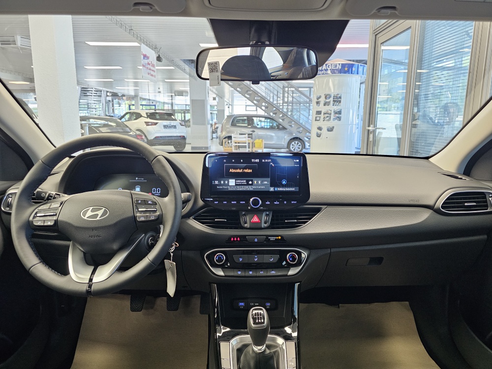 Hyundai i30 Kombi  bei Hoffmann Automobile in Wolfsburg kaufen und sofort mitnehmen - Bild 5