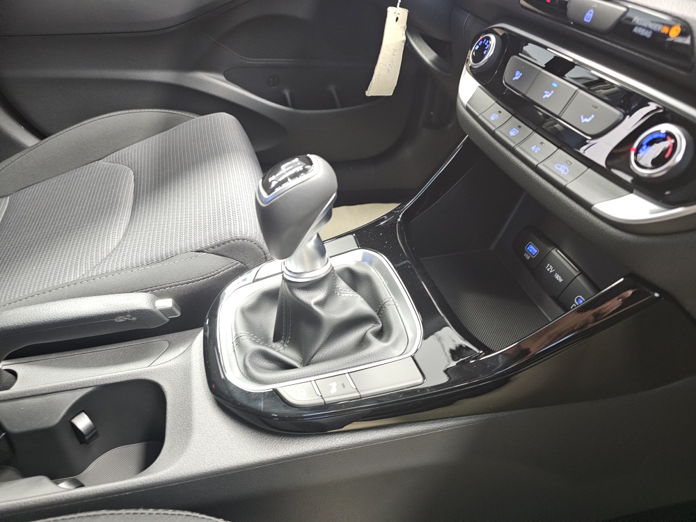 Hyundai i30 Kombi  bei Hoffmann Automobile in Wolfsburg kaufen und sofort mitnehmen - Bild 6