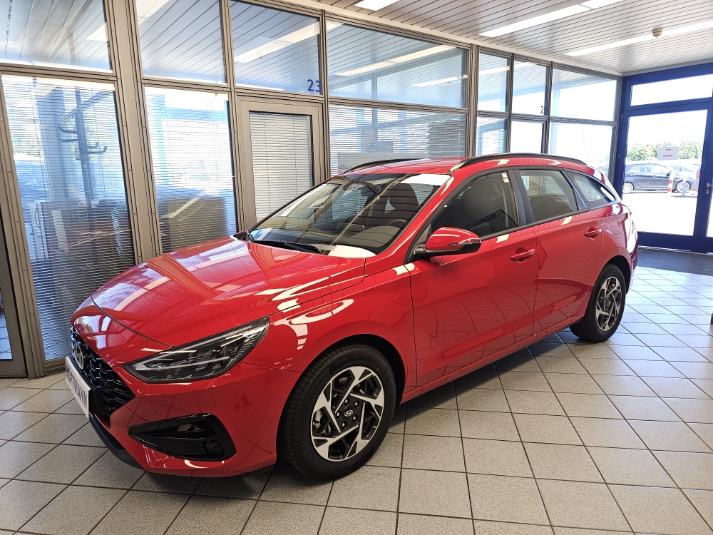 Hyundai i30 Kombi  für nur 20.850,- € bei Hoffmann Automobile in Wolfsburg kaufen und sofort mitnehmen