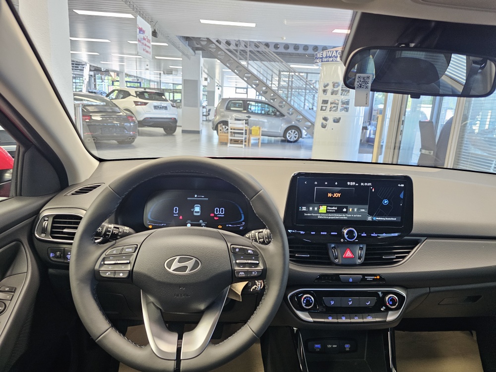 Hyundai i30 Kombi  bei Hoffmann Automobile in Wolfsburg kaufen und sofort mitnehmen - Bild 16