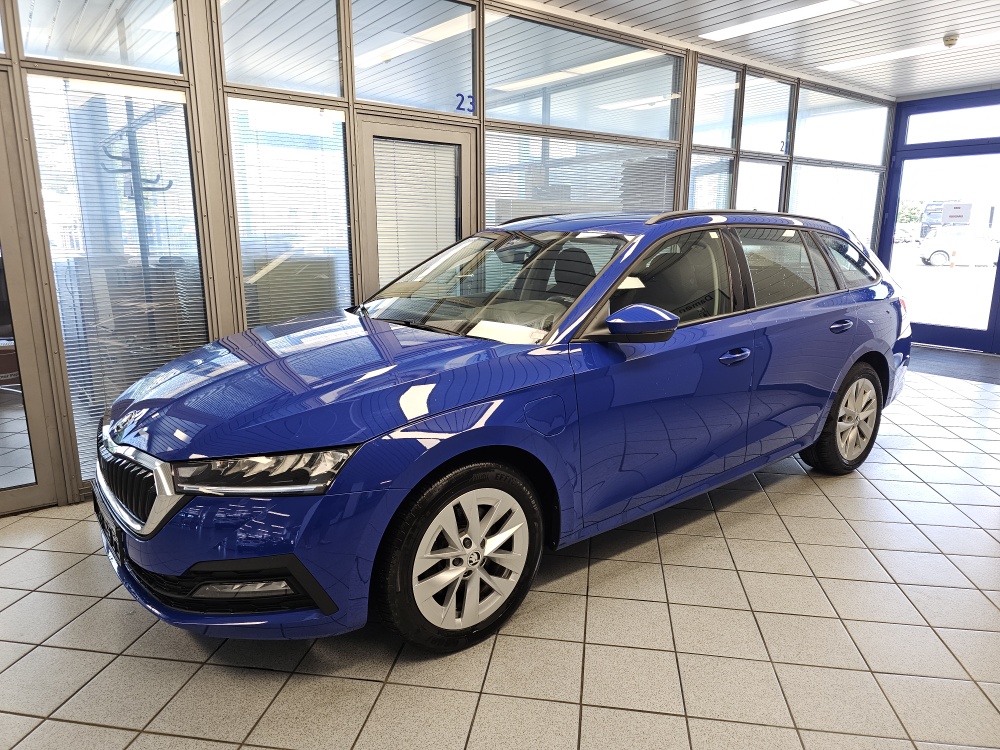 Skoda Octavia Combi Ambition für nur 20.800,- € bei Hoffmann Automobile in Wolfsburg kaufen und sofort mitnehmen