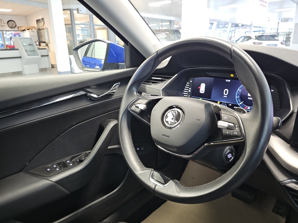 Skoda Octavia Combi  bei Hoffmann Automobile in Wolfsburg kaufen und sofort mitnehmen - Bild 12