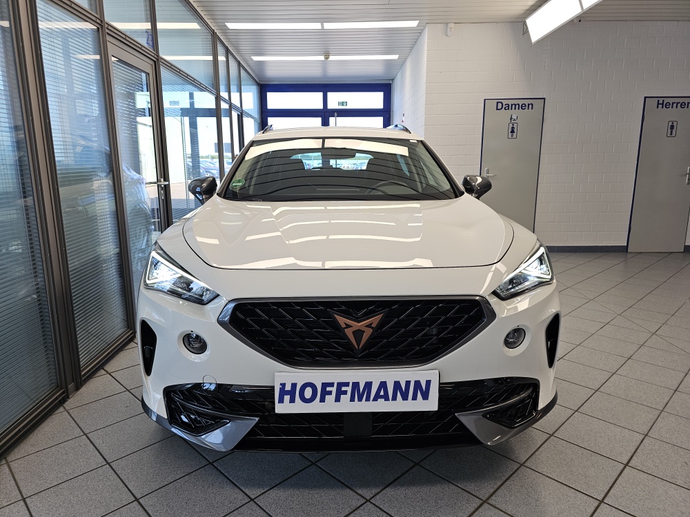 Cupra Formentor  bei Hoffmann Automobile in Wolfsburg kaufen und sofort mitnehmen - Bild 24