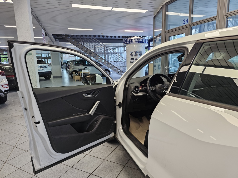 Audi Q2  bei Hoffmann Automobile in Wolfsburg kaufen und sofort mitnehmen - Bild 16