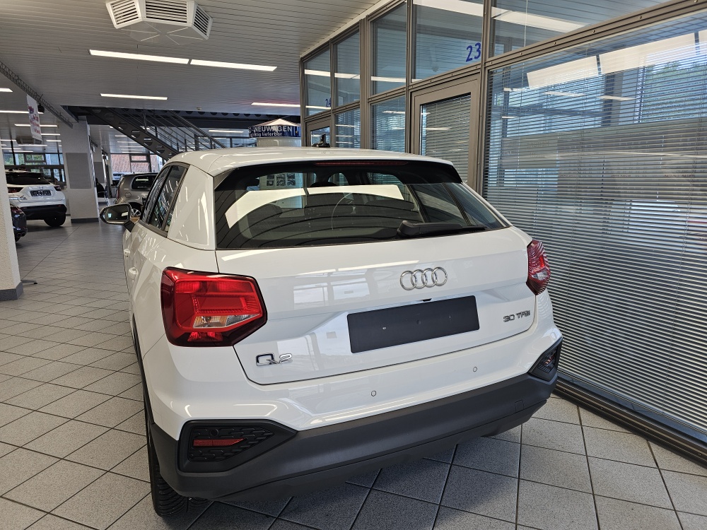 Audi Q2  bei Hoffmann Automobile in Wolfsburg kaufen und sofort mitnehmen - Bild 4