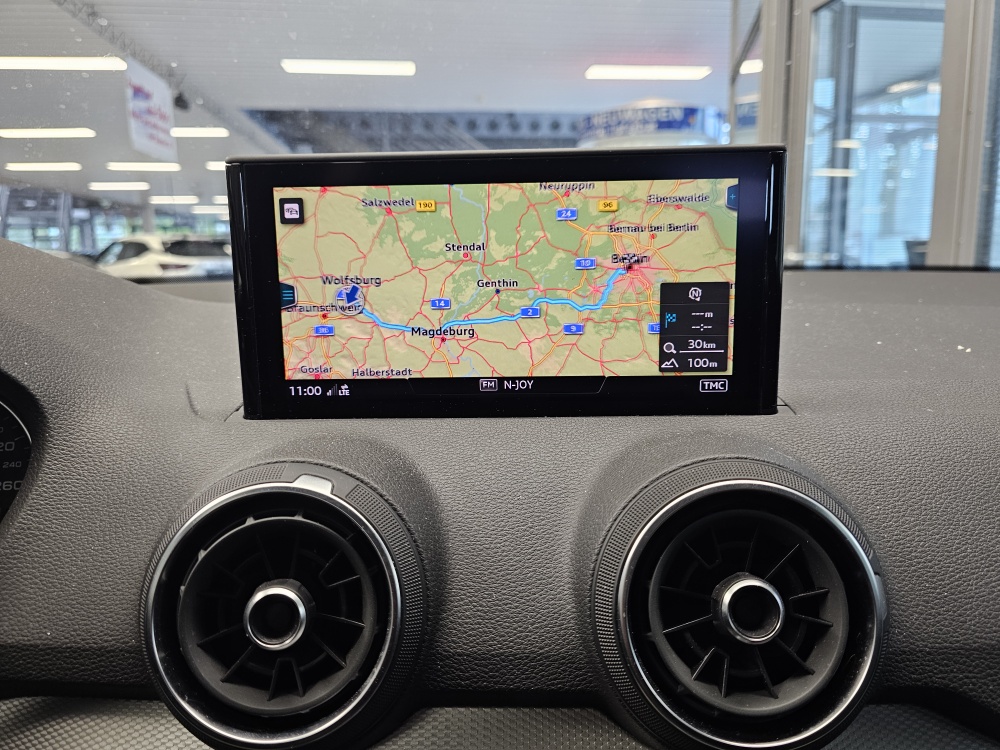 Audi Q2  bei Hoffmann Automobile in Wolfsburg kaufen und sofort mitnehmen - Bild 8