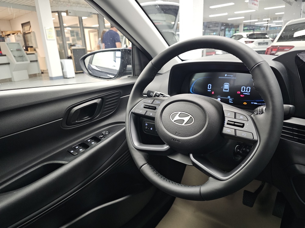 Hyundai i20  bei Hoffmann Automobile in Wolfsburg kaufen und sofort mitnehmen - Bild 14