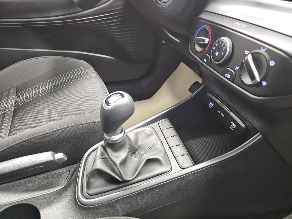 Hyundai i20  bei Hoffmann Automobile in Wolfsburg kaufen und sofort mitnehmen - Bild 7