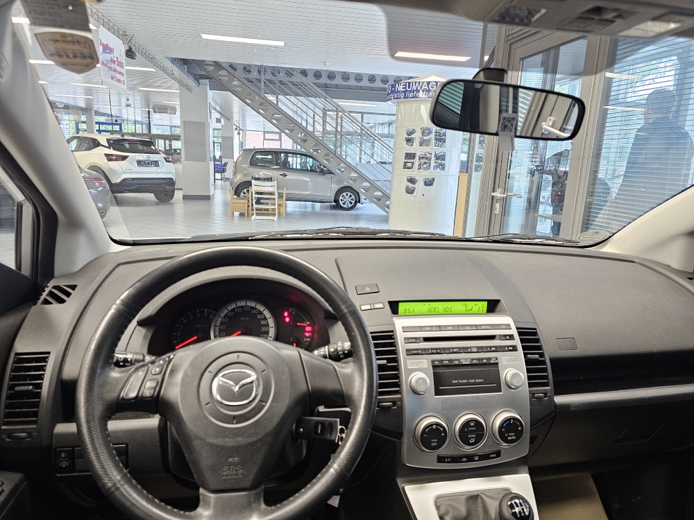 Mazda 5  bei Hoffmann Automobile in Wolfsburg kaufen und sofort mitnehmen - Bild 12