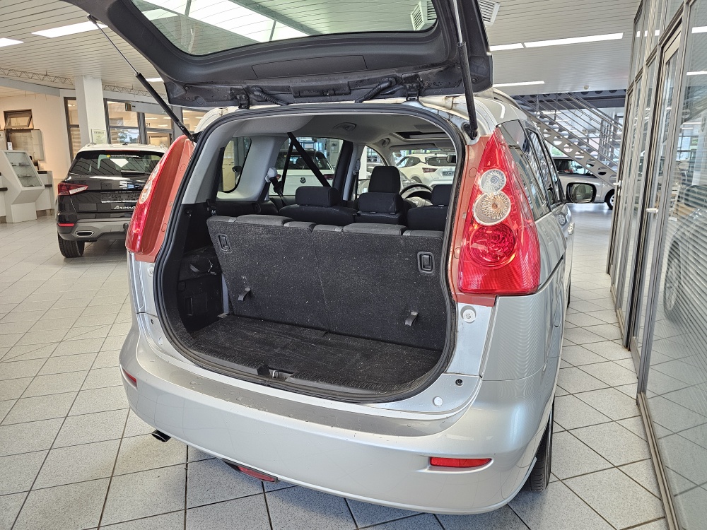 Mazda 5  bei Hoffmann Automobile in Wolfsburg kaufen und sofort mitnehmen - Bild 2