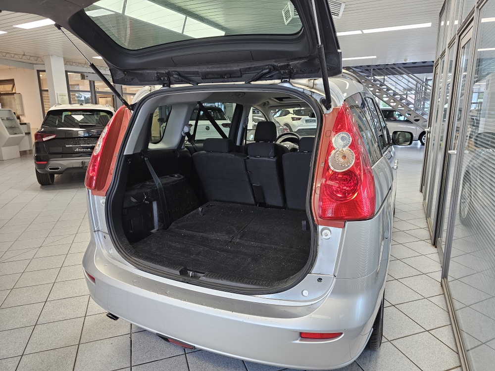 Mazda 5  bei Hoffmann Automobile in Wolfsburg kaufen und sofort mitnehmen - Bild 3