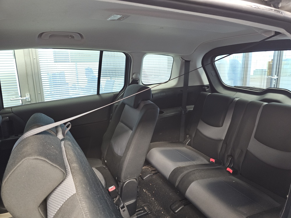 Mazda 5  bei Hoffmann Automobile in Wolfsburg kaufen und sofort mitnehmen - Bild 6