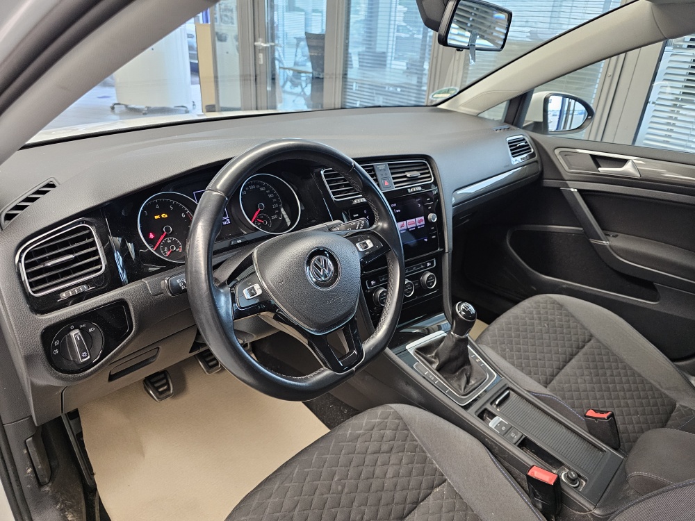 VW Golf Variant  bei Hoffmann Automobile in Wolfsburg kaufen und sofort mitnehmen - Bild 14