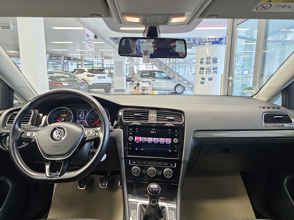 VW Golf Variant  bei Hoffmann Automobile in Wolfsburg kaufen und sofort mitnehmen - Bild 5