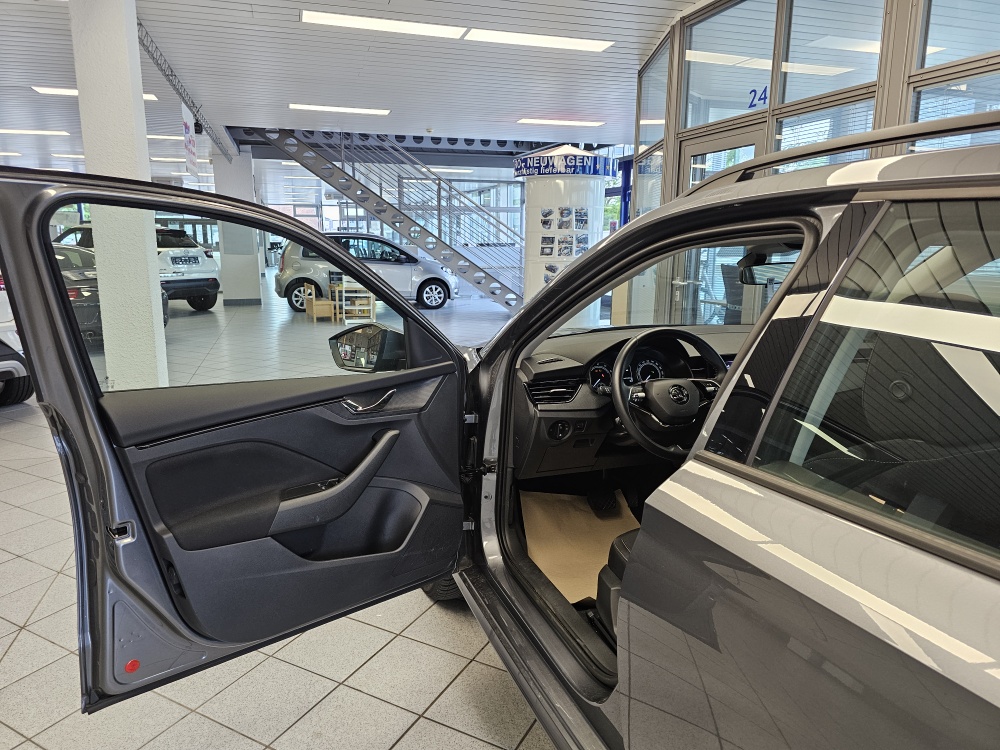 Skoda Kamiq  bei Hoffmann Automobile in Wolfsburg kaufen und sofort mitnehmen - Bild 16