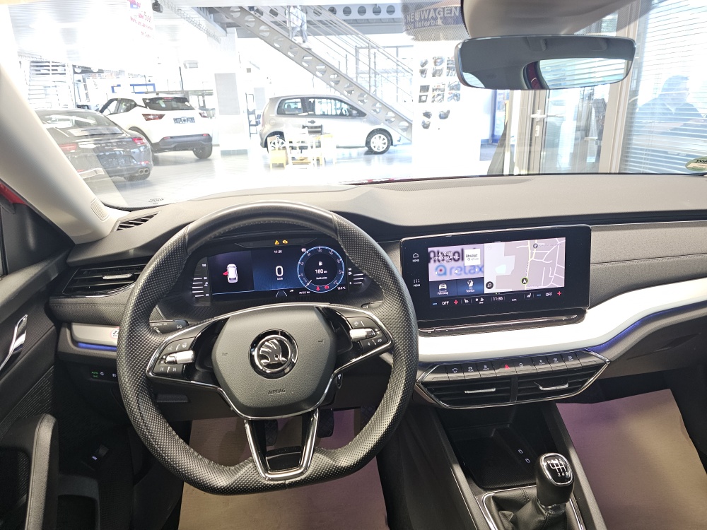 Skoda Octavia Combi  bei Hoffmann Automobile in Wolfsburg kaufen und sofort mitnehmen - Bild 18