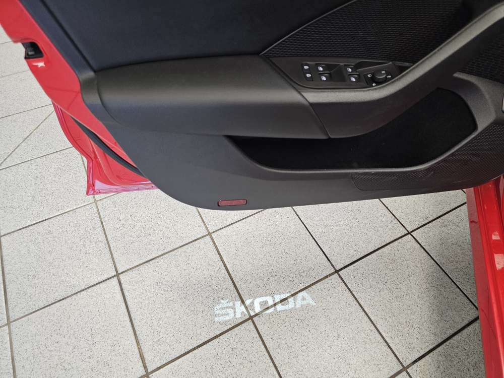 Skoda Octavia Combi  bei Hoffmann Automobile in Wolfsburg kaufen und sofort mitnehmen - Bild 22