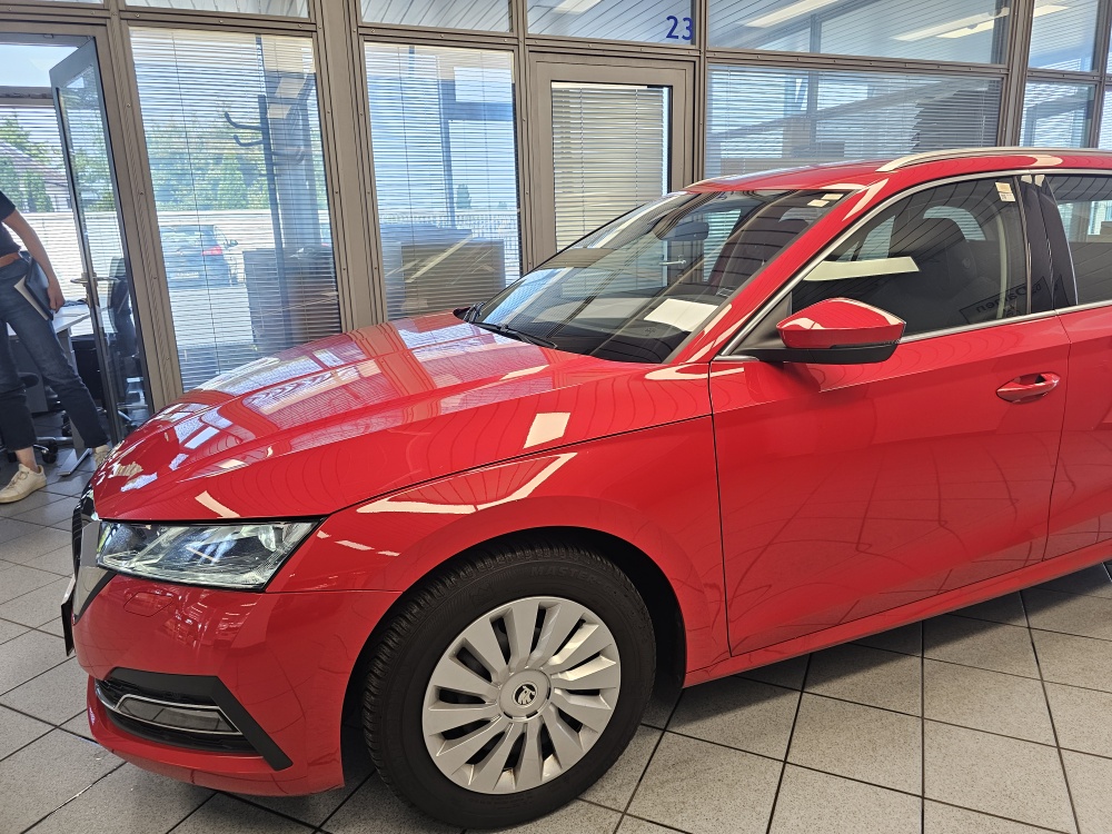 Skoda Octavia Combi  bei Hoffmann Automobile in Wolfsburg kaufen und sofort mitnehmen - Bild 24