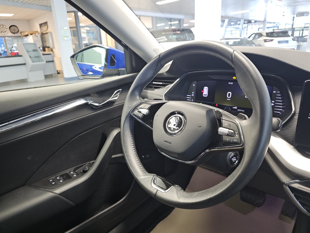 Skoda Octavia Combi  bei Hoffmann Automobile in Wolfsburg kaufen und sofort mitnehmen - Bild 13