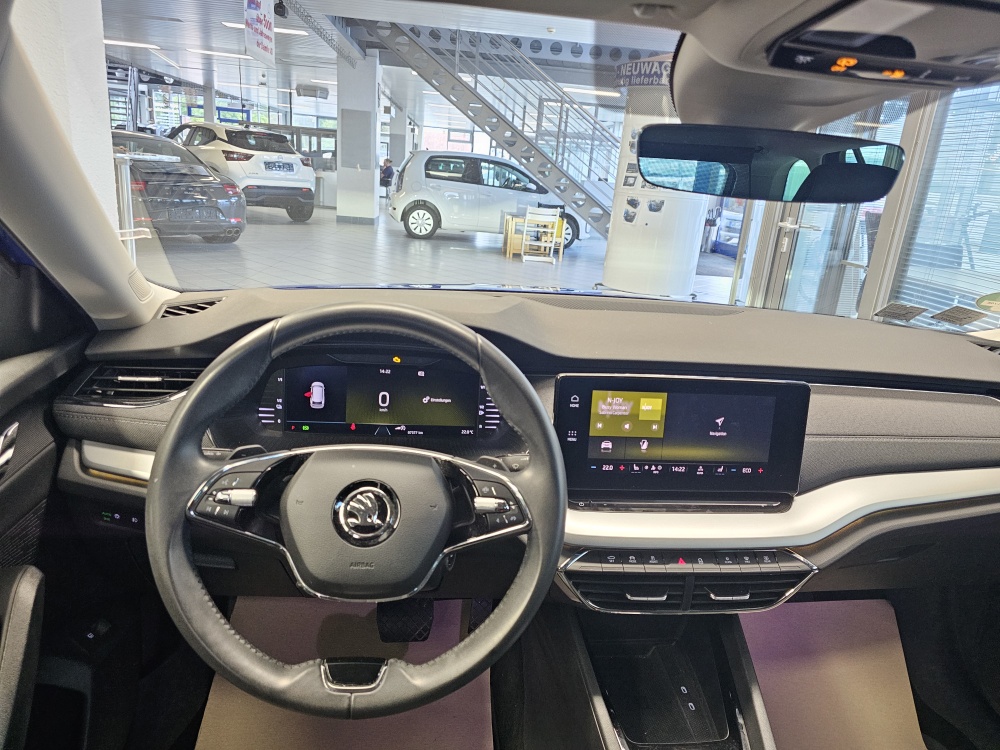 Skoda Octavia Combi  bei Hoffmann Automobile in Wolfsburg kaufen und sofort mitnehmen - Bild 14