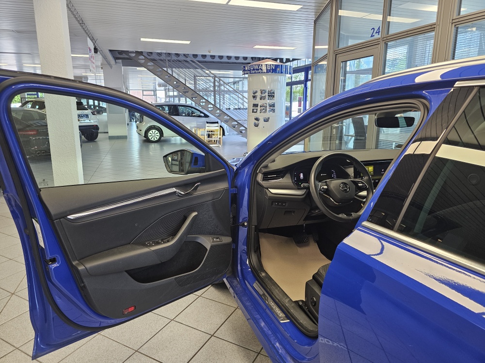 Skoda Octavia Combi  bei Hoffmann Automobile in Wolfsburg kaufen und sofort mitnehmen - Bild 17