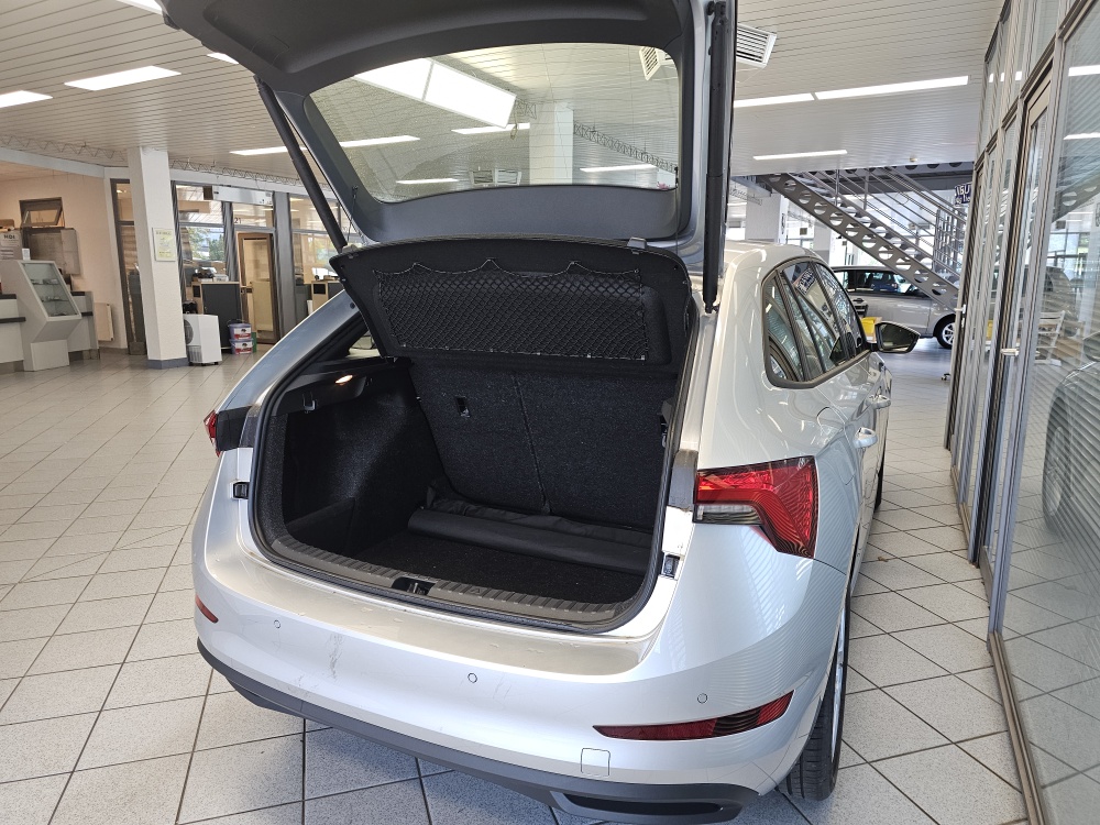 Skoda Scala  bei Hoffmann Automobile in Wolfsburg kaufen und sofort mitnehmen - Bild 2