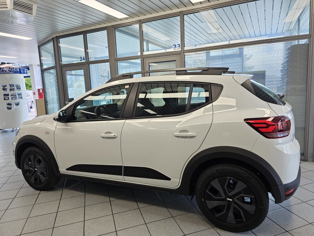 Dacia Sandero  bei Hoffmann Automobile in Wolfsburg kaufen und sofort mitnehmen - Bild 17