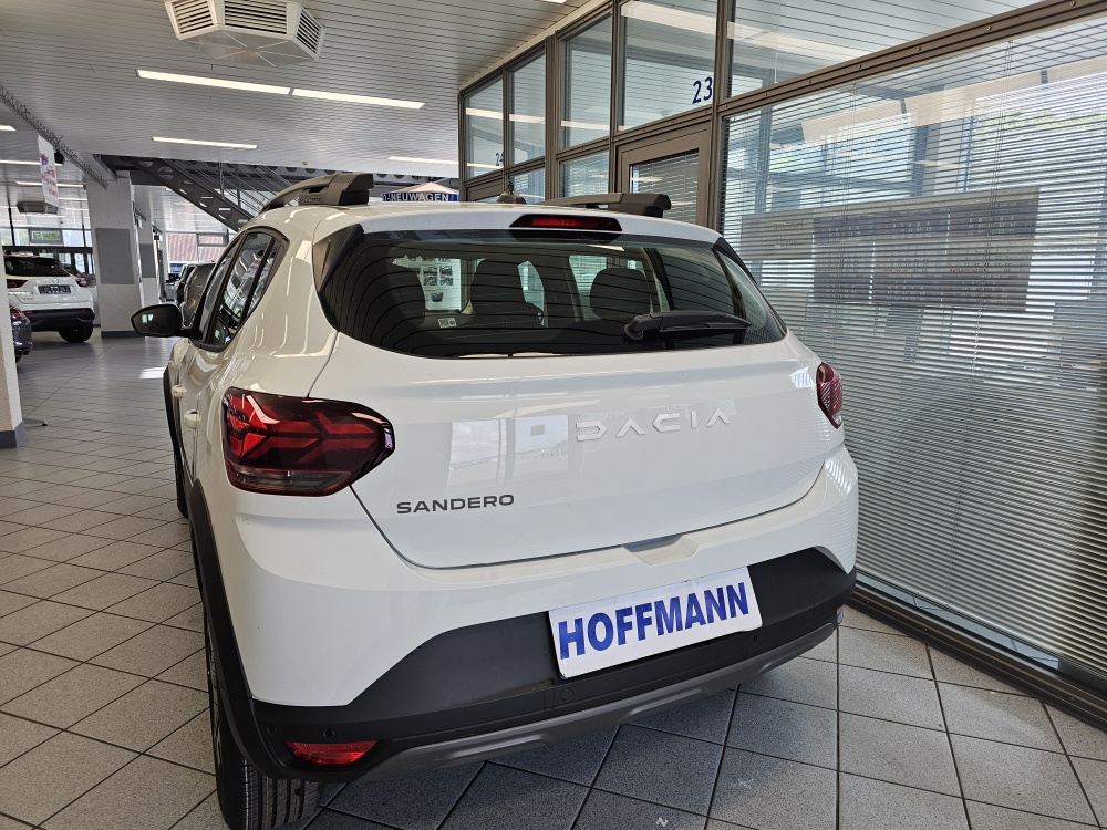 Dacia Sandero  bei Hoffmann Automobile in Wolfsburg kaufen und sofort mitnehmen - Bild 3